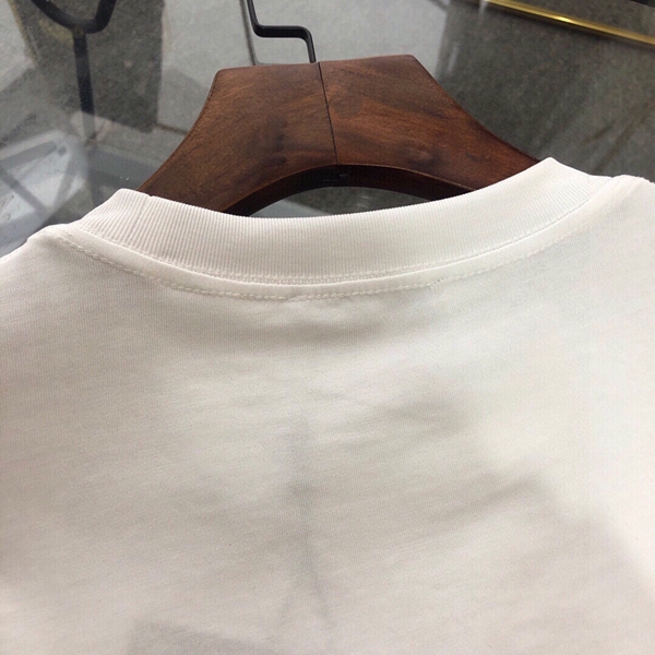 ブランドTシャツ細部ディテール